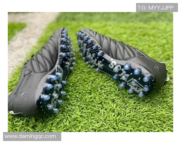 足球鞋舒适度解析 球星穿着的鞋子到底有多柔软和轻便